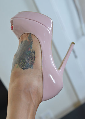 18 year old cutie Jessica Doltin strips naked atop a four wheeler on the patio